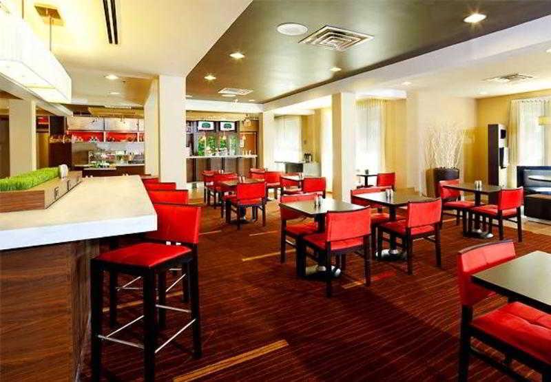 Courtyard By Marriott Princeton Restaurante foto