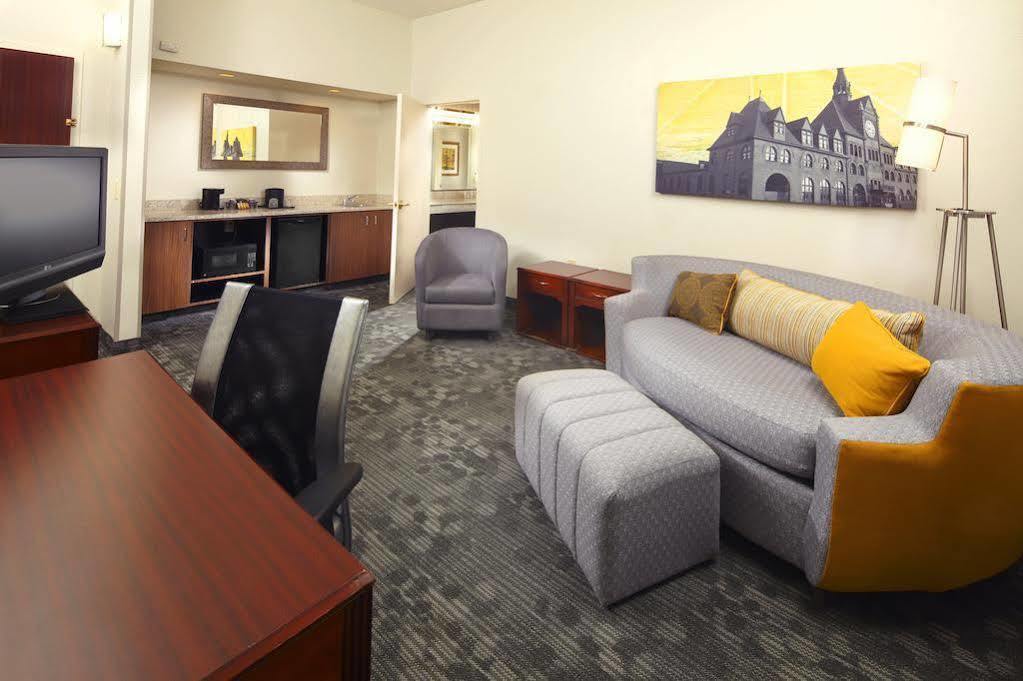 Courtyard By Marriott Princeton Exterior foto